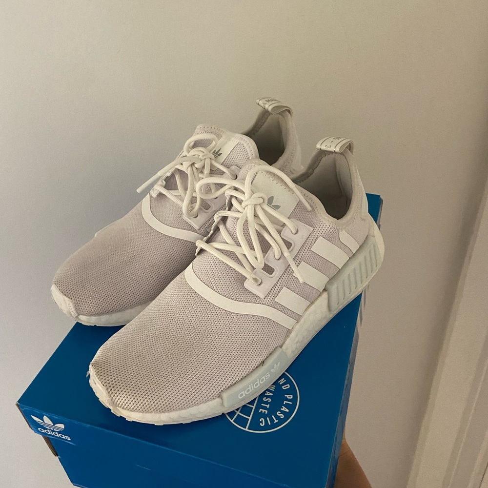 Adidas - Picture 5 of 6